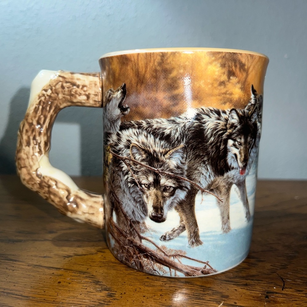 Wild Wings Body Language Wolves Mug